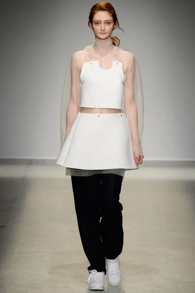 Look 4